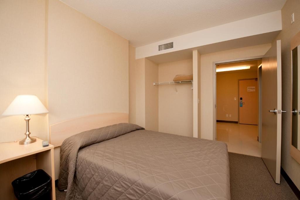 Residence & Conference Centre - Kamloops Room photo